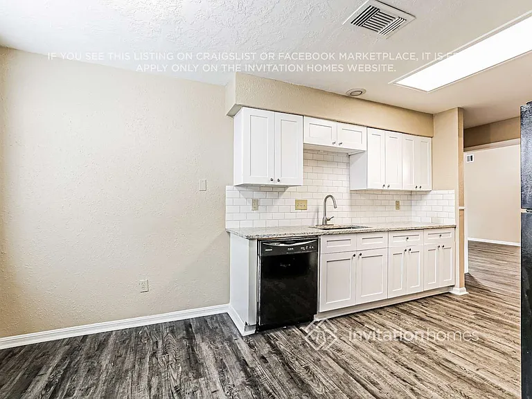 17318 Shrub Oak Dr — Photo 7