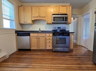 86 Conwell Ave #A, Somerville, MA 02144