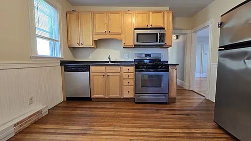 86 Conwell Ave #A Photo 1