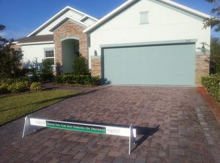 568 Gossamer Wing Way, Sebastian, FL 32958