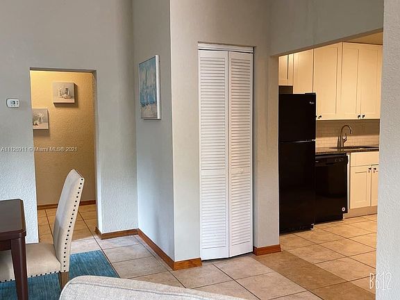 2nd image of 823 NE 19th Ave #13
