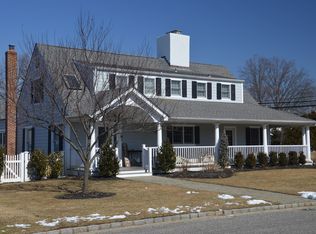 191 Cedar Shore Dr, Massapequa, NY 11758