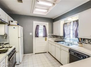 4002 Dawes Dr, Dallas, TX 75211