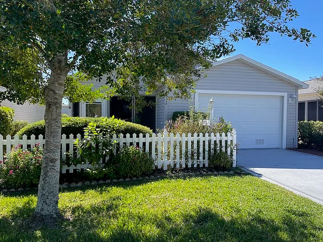 2340 Pickens Pl — Photo 8