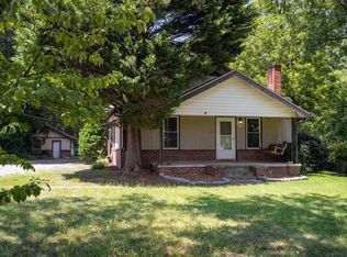 2203 E Lee Rd, Taylors, SC 29687