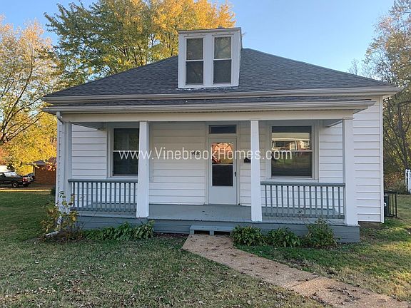 2nd image of 9076 Bobb Ave