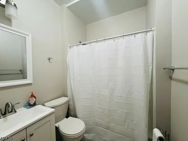 103 Knapp Ave #2 — Photo 2