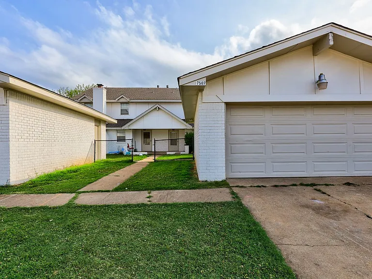 7507 Knight Lake Dr — Photo 35