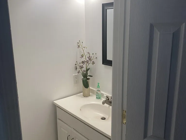 6544 Milne Blvd #B — Photo 7