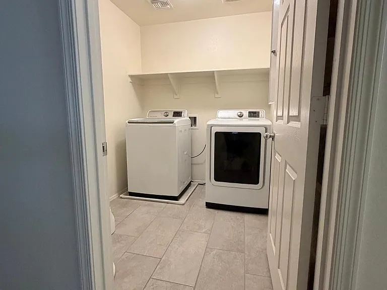 7217 W Golden Ln — Photo 30