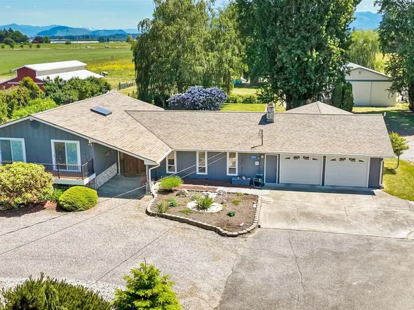 14799 Avon Allen Road, Mount Vernon, WA 98273