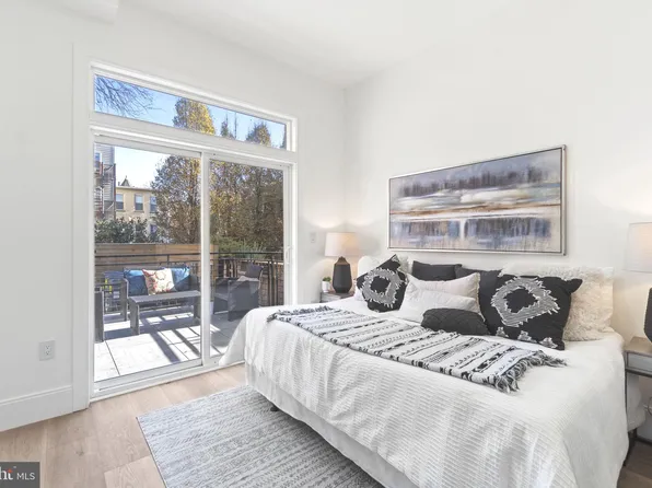 2517 Ontario Rd NW #4, Washington, DC 20009