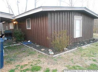 225 Truslow Rd, Sarah, MS 38665