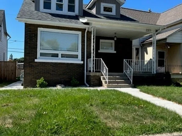 2371 Howard Ave #1, Windsor, ON N8X 3V4
