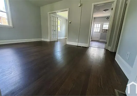 2 bed, 1240 sqft, $1,700 — Photo 3