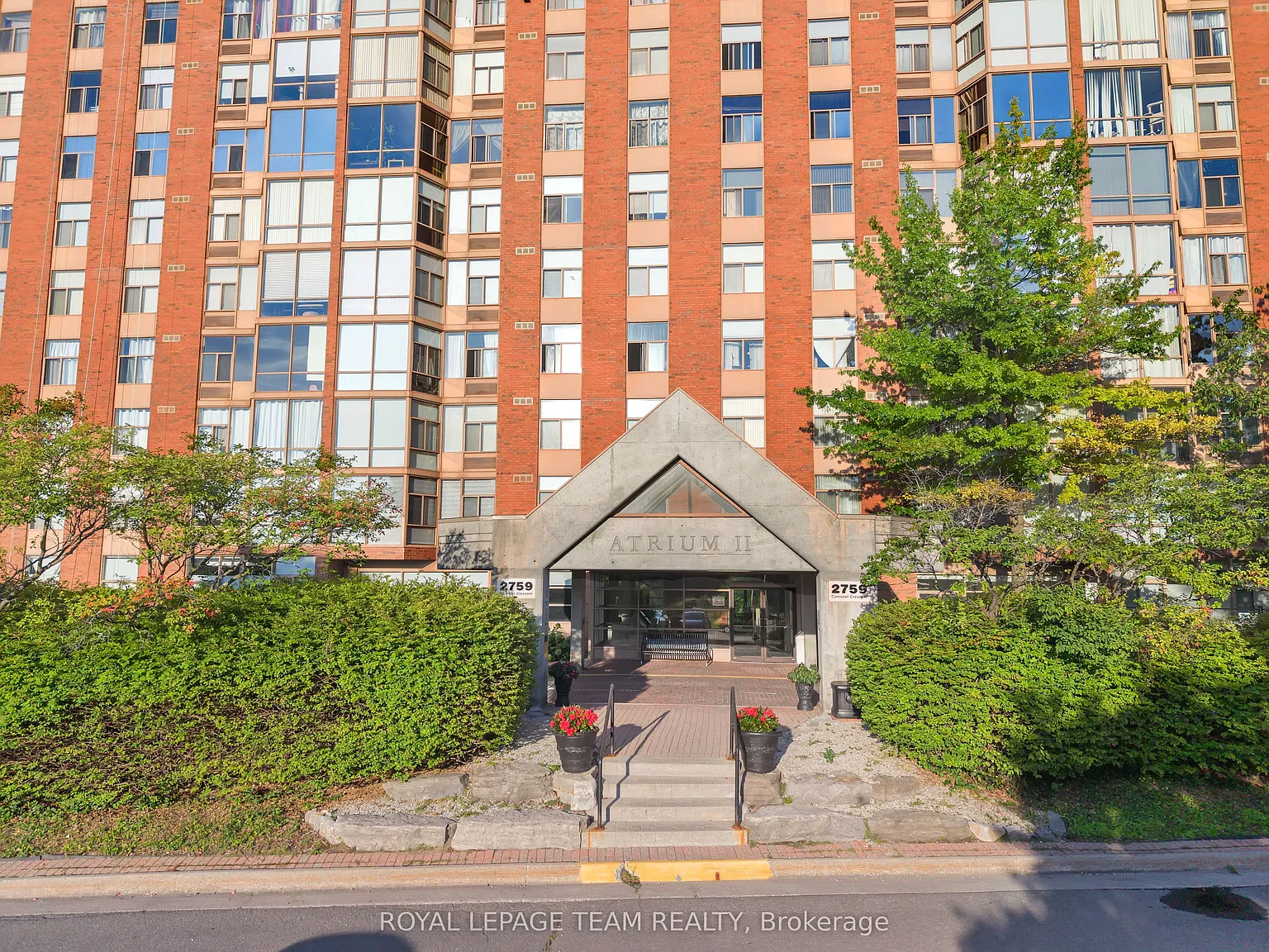 2 bed, $2,350 — Photo 2