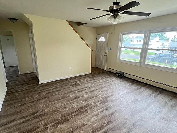4th image of 19 Vicar Ln