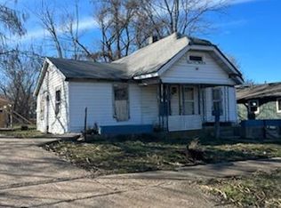 225 S Wall St, Mountain Grove, MO 65711