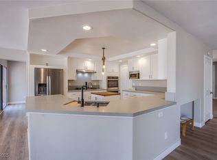 2704 Coventry Green Ave, Henderson, NV 89074