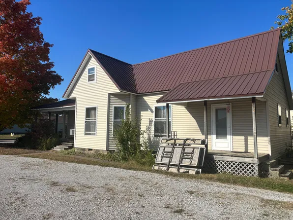 517 N Section St, Sullivan, IN 47882