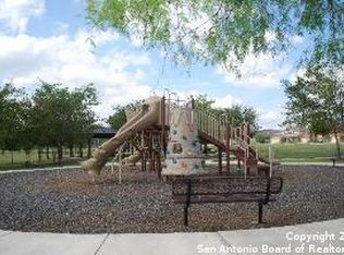 9723 Common Law, Converse, TX 78109