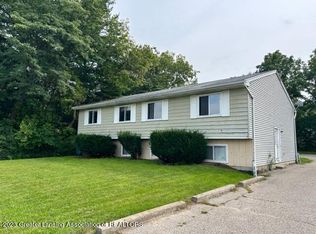 1548 Burcham Dr, East Lansing, MI 48823