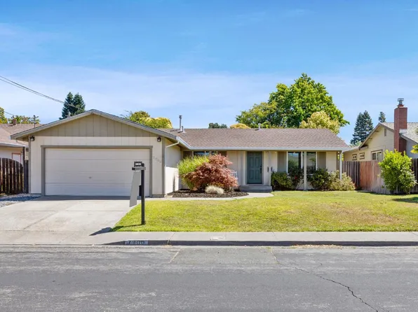 7700 Beverly Drive, Rohnert Park, CA 94928