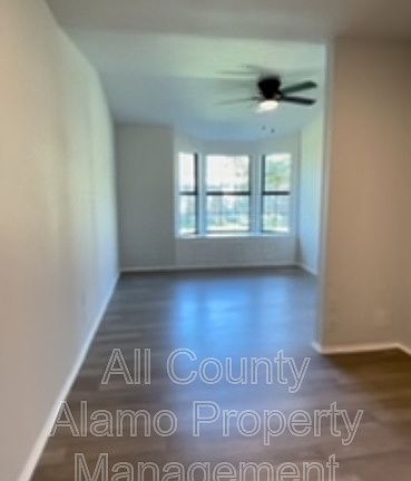 4th image of 7507 Glen Mont