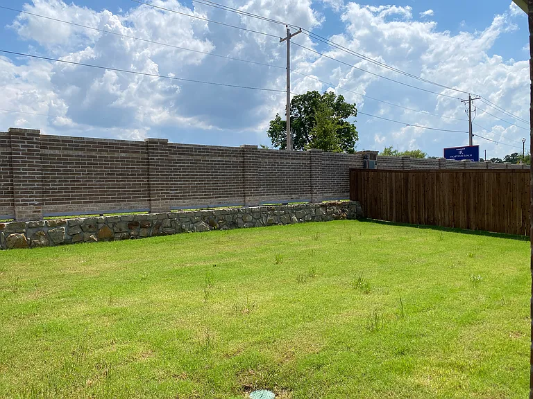 816 Dressage Ln — Photo 24