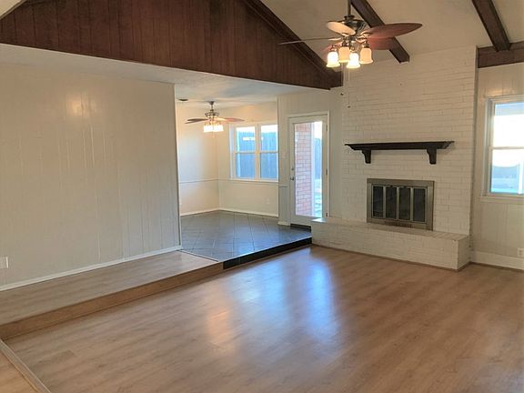 4th image of 3341 Providence Dr