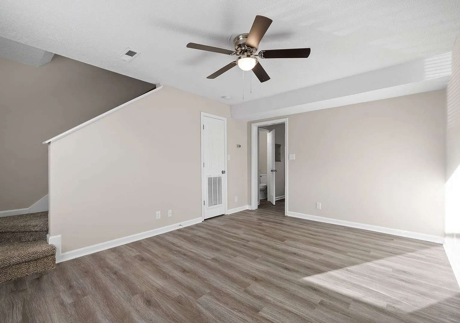 Mason Way-2244 (x5) — Photo 3
