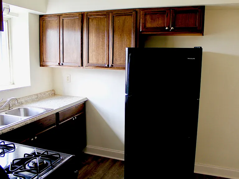 3500 Elm St #1 — Photo 10