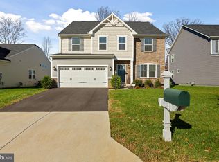4001 Lake Ashby Ct, Warrenton, VA 20187