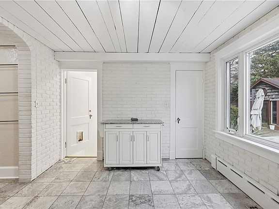 5th image of 1419 Armistead Bridge Rd