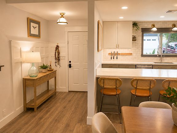 4th image of 222 Kawailani Cir