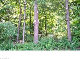 77 Ellington Ave, Ellington, CT 06029