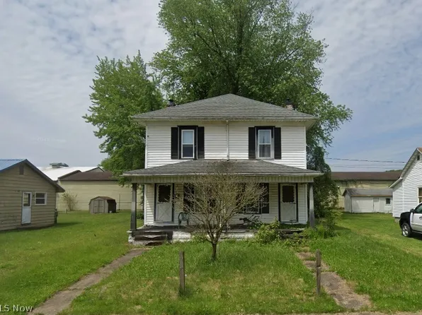 508 Martin Luther King Dr, Newcomerstown, OH 43832