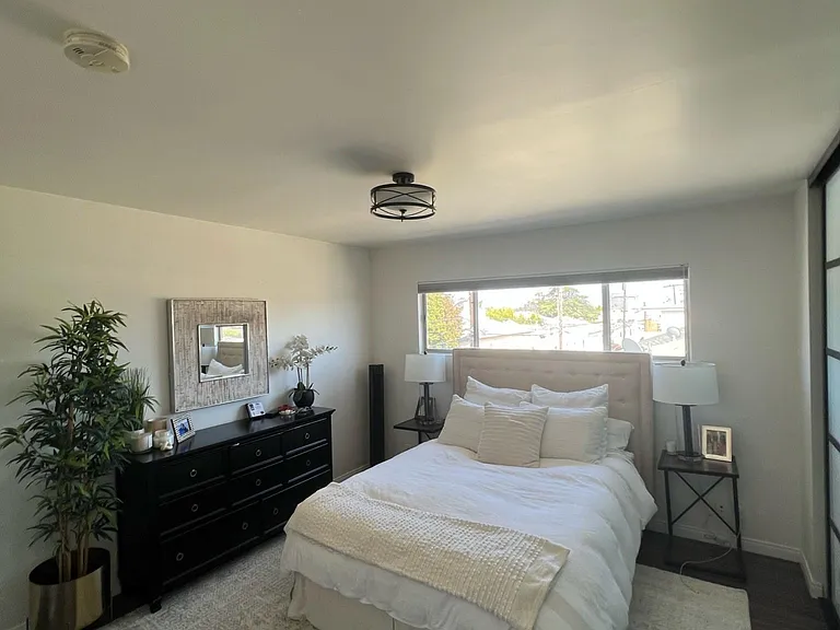 829 Euclid St #10 — Photo 11