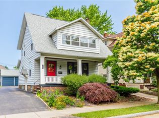 550 Hazelwood Ter, Rochester, NY 14609