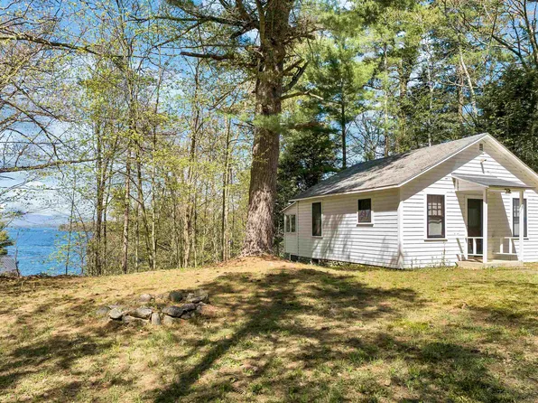 25 Railroad Avenue, Alton, NH 03810