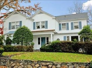 140 Lyncroft Rd, New Rochelle, NY 10804