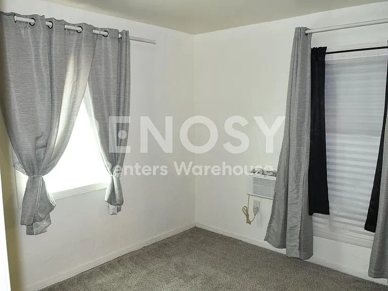 2532 E Adams St #8 — Photo 10