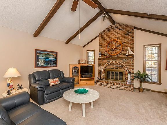 4th image of 2305 NW London Dr
