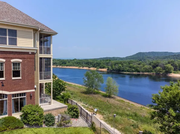440 Water St Unit 313, Prairie Du Sac, WI 53578
