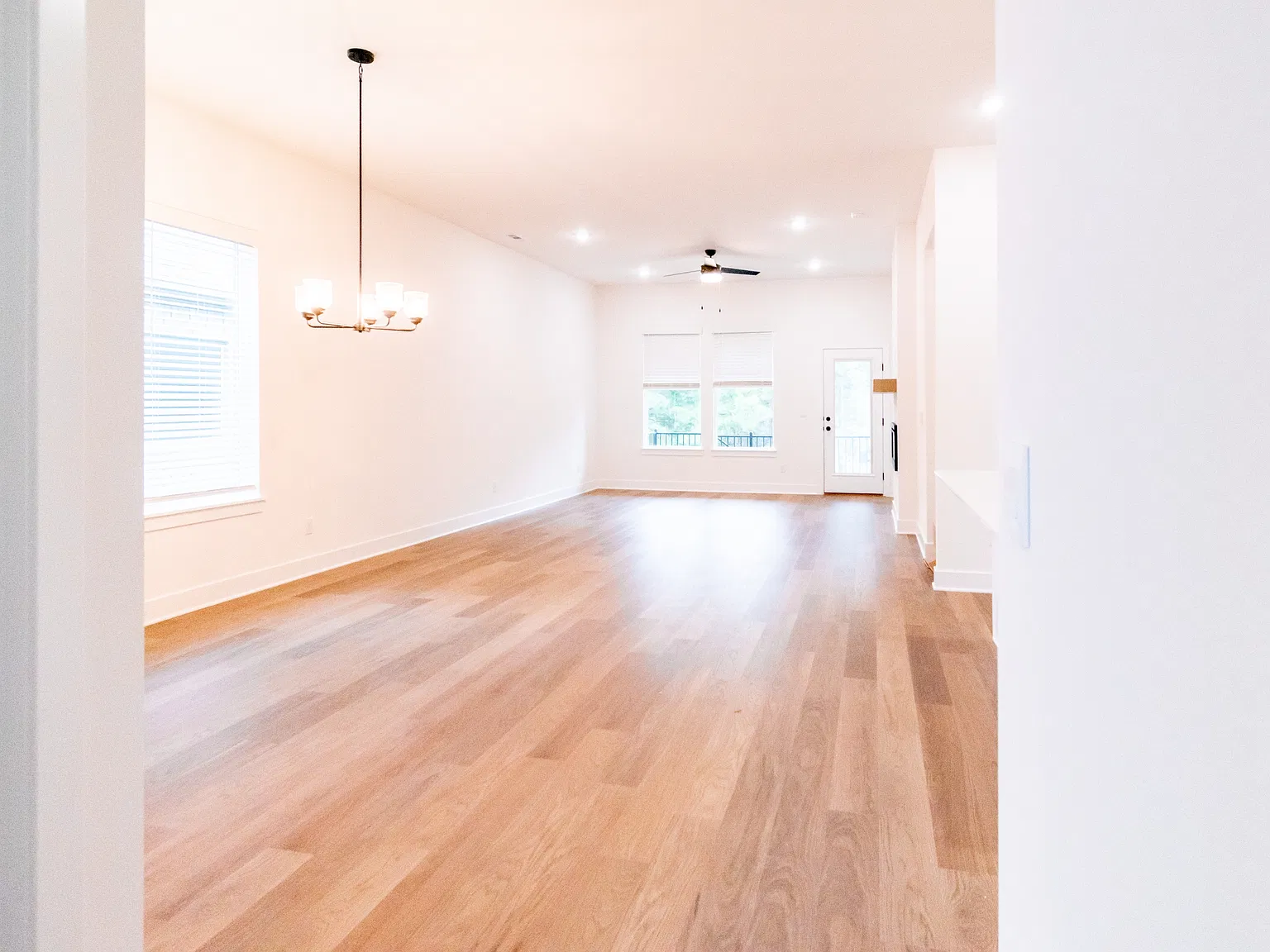 1823 East Fiji Street - 1 — Photo 3