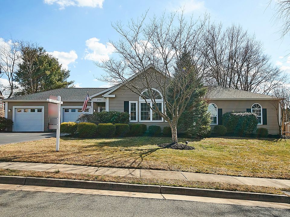 1st image of 305 Lounsbury Ct NE