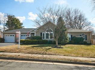 305 Lounsbury Ct NE, Leesburg, VA 20176