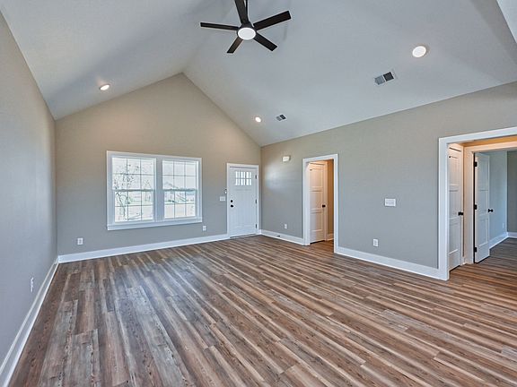 4th image of 614 C L Manier St