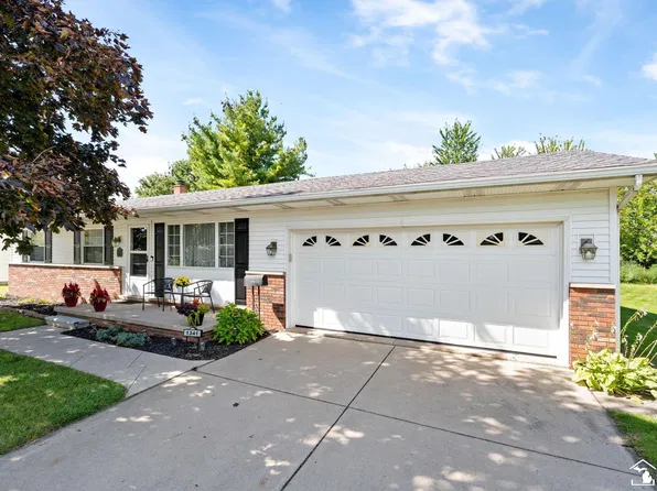 1341 John L Dr, Monroe, MI 48162