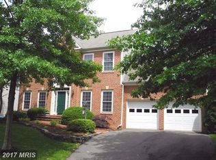 6143 Deer Ridge Trl, Springfield, VA 22150